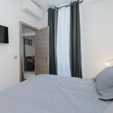 Apartment Imhost -cannes Centre Rue Hoche Palais - Croisette *